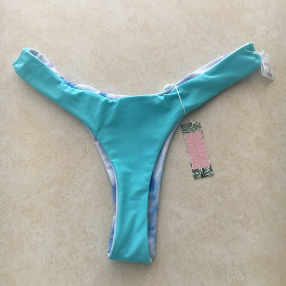 BUNDLE of two pairs of bikini bottoms - Picture 3 of 3